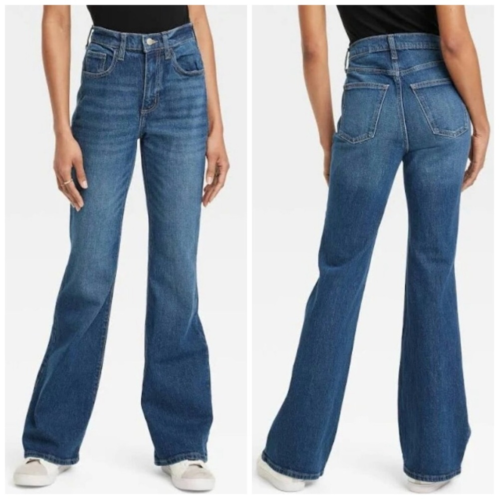 NWOT Universal Thread High Rise Flare Jeans • Sz 2R